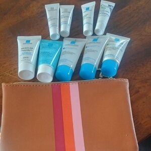 La Roche-Posay Skincare Set with Cosmetic Bag
